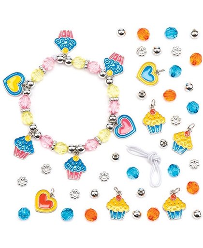 Sets met armbandjes met cupcake-bedeltjes die kinderen kunnen maken en dragen (3 stuks per verpakking)