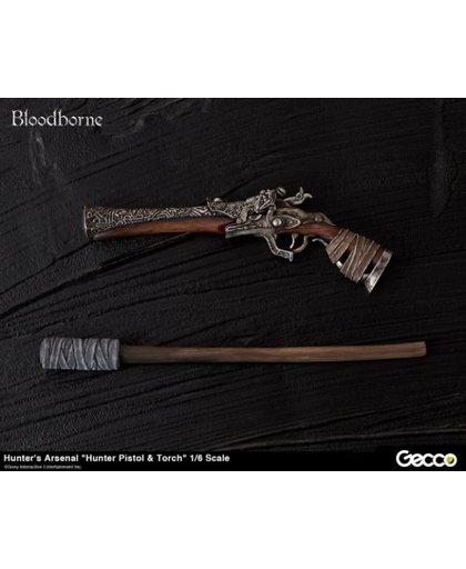Bloodborne Hunter's Arsenal: Hunter Pistol & Torch 1:6 scale