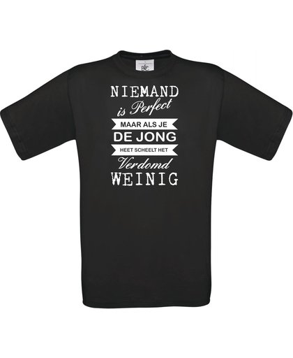 Mijncadeautje - unisex T-shirt - niemand is perfect - familienaam naar keuze - Zwart (maat M)
