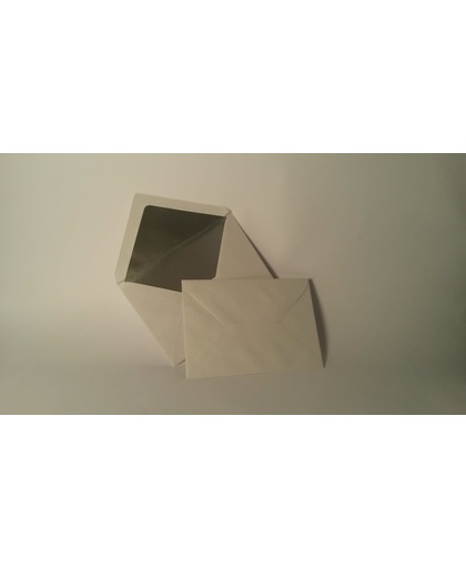 C6 envelop recycled kraft wit met zilveren binnenvoering (50 stuks)