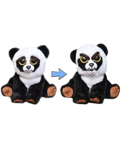 Feisty Pets: Bobby the crazy panda - gaat van "Awww" naar "Ahhh!" met één knijp