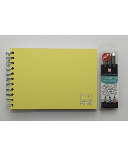 Handlettering A5 Wire-O gebonden Oefenboek (Omslag Geel) + Set van 3 Sakura Pigma Micron PN Pennen - (Zwart / Rood / Blauw)