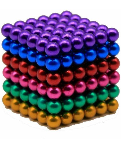 Neocube, Multicolor Neoball magneet balletjes  - 216 buckyballs - 5mm in een mooi metalen geschenkverpakking met kijkvenster. De balletjes worden geleverd in de kleuren: paars,blauw,groen,goud,oranje en rood