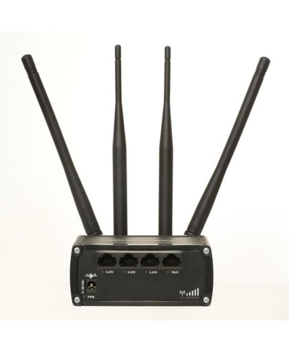 Teltonika RUT 900 | 3G router | WiFi | 4 LAN/WAN-poorten | dual SIM | incl. 4 antennes