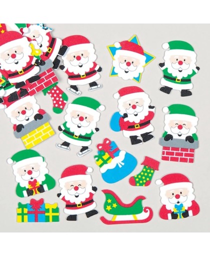 Set met foam stickers van kerstman, waarmee kinderen kaarten, collages, taferelen en knutselwerkjes voor kerst naar eigen smaak kunnen versieren (120 stuks)