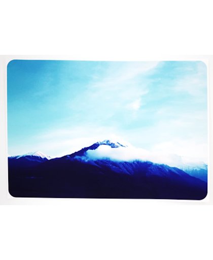 Xssive Macbook Sticker voor Macbook Air 13.3 inch - Sticker - Berg Blauwe Lucht