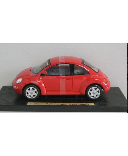 Volkswagen New Beetle 1:18 Maisto Rood 31875