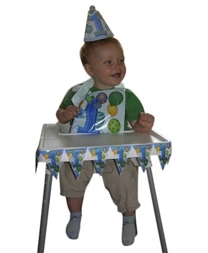 Kinderstoelversiering 1e verjaardag blauwe ballonnen
