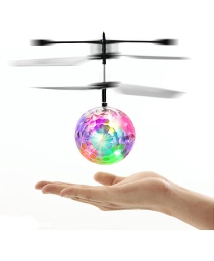 Vliegende Bal - Uniek Speelgoed 2018! - Vang, Laat Zweven en Bestuur deze Autonome Drone met je Handen - Met LED Verlichting & Afstandbediening 'Chopperball' RC