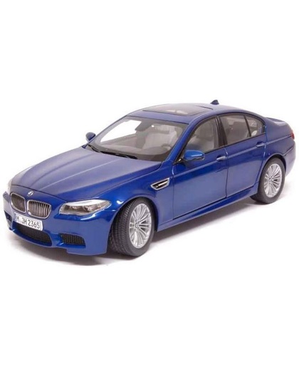 BMW M5 (F10M) LHD 2012 1:18 Paragon Models Blauw
