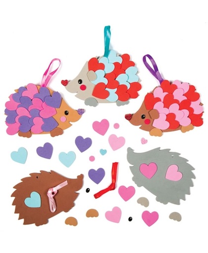Decoratiesets egel met hart die kinderen kunnen maken en versieren. Creatieve Valentijnsknutselset voor kinderen (verpakking van 5)