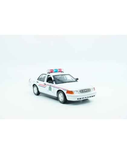 MotorMax Ford Crown Victoria RCMP Police Wit 1:18