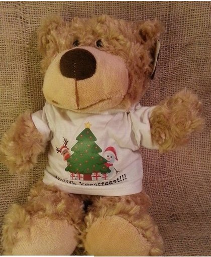 Bruine pluche beer met wit shirtje met de tekst "Vrolijke kerstdagen"