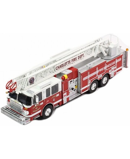 Smeal 105'' Aerial Ladder US Firetruck Charlotte Fire Department 2014 1:43