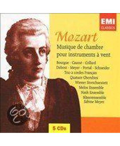 Mozart: Musique de chamber pour instruments a vent