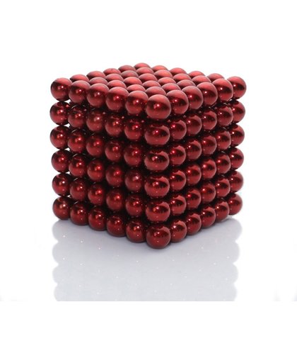 Neocube magneetballetjes  kleur **ROOD**- 216 buckyballs - 5mm geleverd in een mooie metalen geschenkdoos met kijkglas