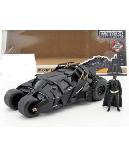 Batmobile met  Batman figuur film "The Dark Knight" 2008 1:24 Jada Toys