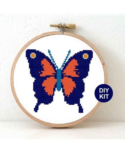 Borduurpatroon vlinder - borduurpatroon vlinder met borduurring, Aida borduurstramien en DMC garen