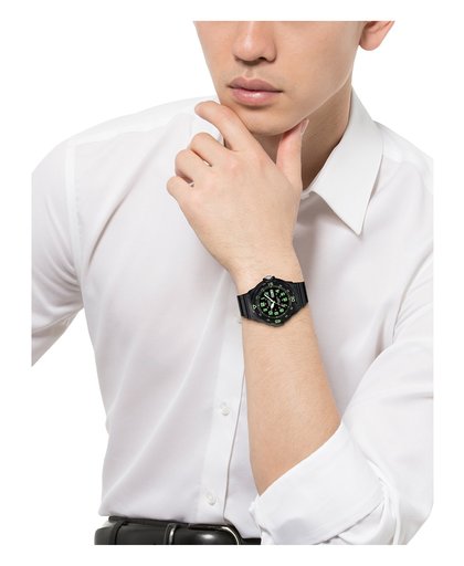 Casio MRW-200H-3B mens quartz watch