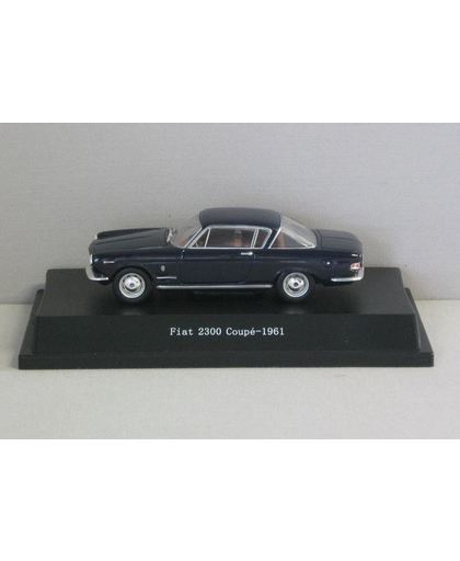 Fiat 2300 Coupé 1961 1:43 Starline Models Blauw 521017