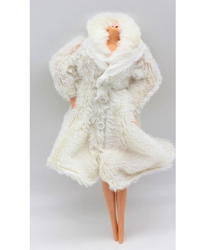 Warme Witte winterjas / bontjas voor de Barbie pop. - NBH®