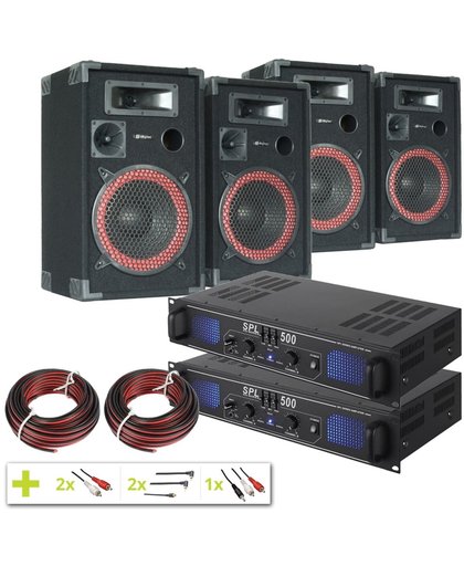 Mega geluidsset met 4 speakers, 2 versterkers en aansluitmateriaal.